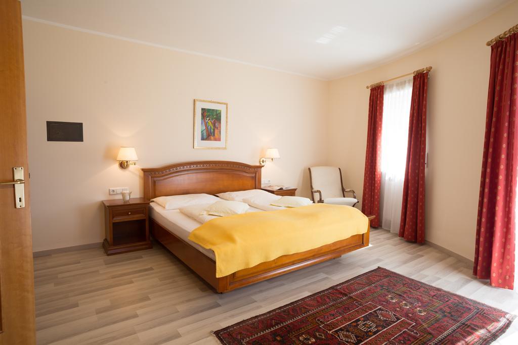 Residence Volkmar Postal / Burgstall Екстериор снимка